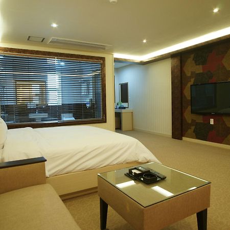 Hotel W Shinjeju Exterior foto